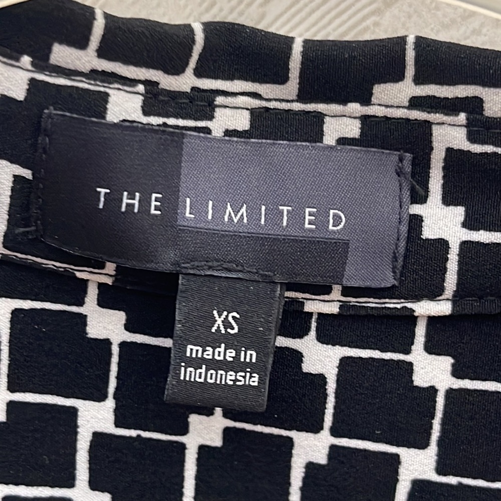 ❤️ THE LIMITED dress Size XS - Picture 2 of 5